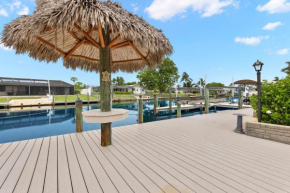 Electric-heated pool home with 2 living areas, bikes! - Villa Florence